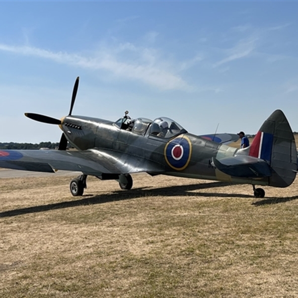 Customer Photo of Wing to Wing with a Spitfire (Squadron Leader)